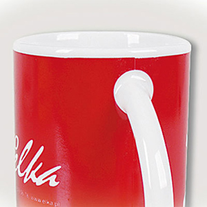 PRINT UNDER THE HANDLE